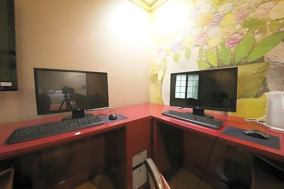 Sense Motel