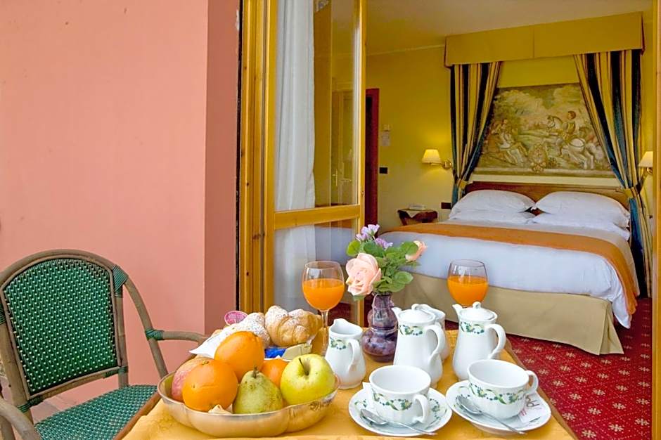 Hotel Ferrari