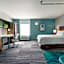 Home2 Suites by Hilton Sarasota - Bradenton Airport, FL