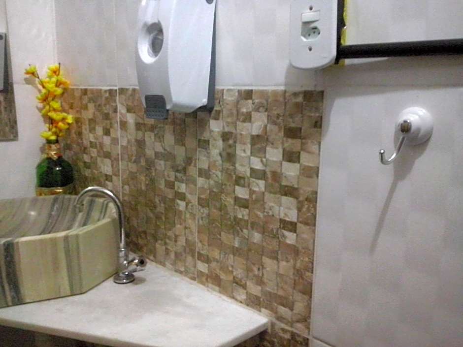 Casa da Cacaia e do Henrique