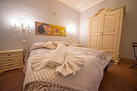 Double Room with Private External Bathroom