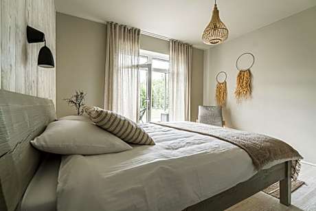 Deluxe Room with Terrace