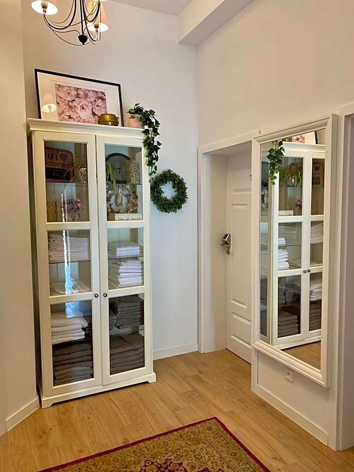 Pokoje w Starej Karczmie - by Upstairs