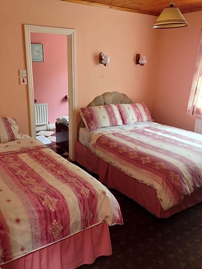 Eriu Lodge