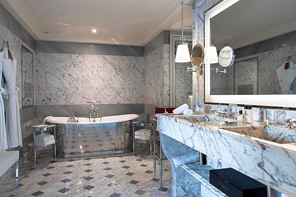 La Réserve Paris Hotel & Spa