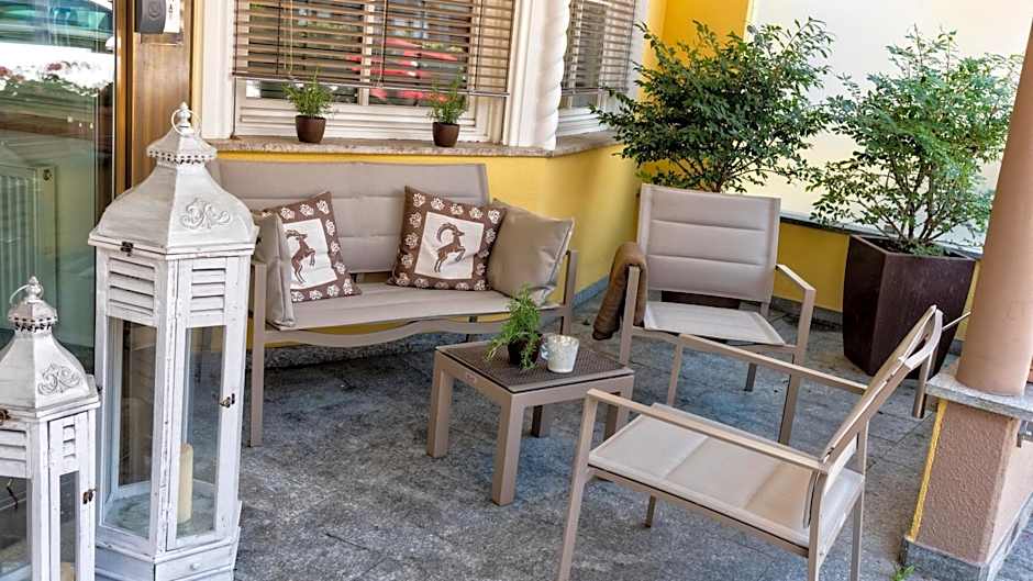 Hotel Post - OlangCard included