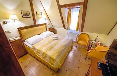 Standard Double or Twin Room with Extra Bed