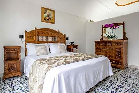 Suite with Sea View