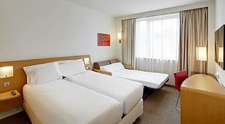 Standard Twin Room with Sofa
