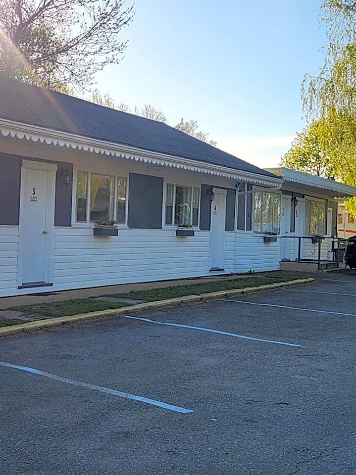 Orchard Queen Motel & Rv Park