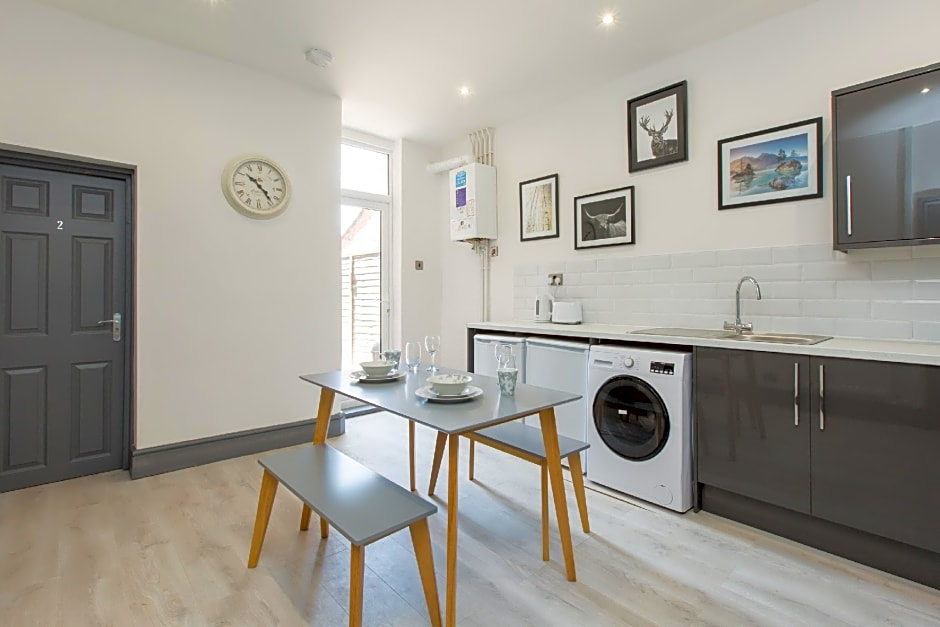 Townhouse @ 58 Brooklyn St - Crewe