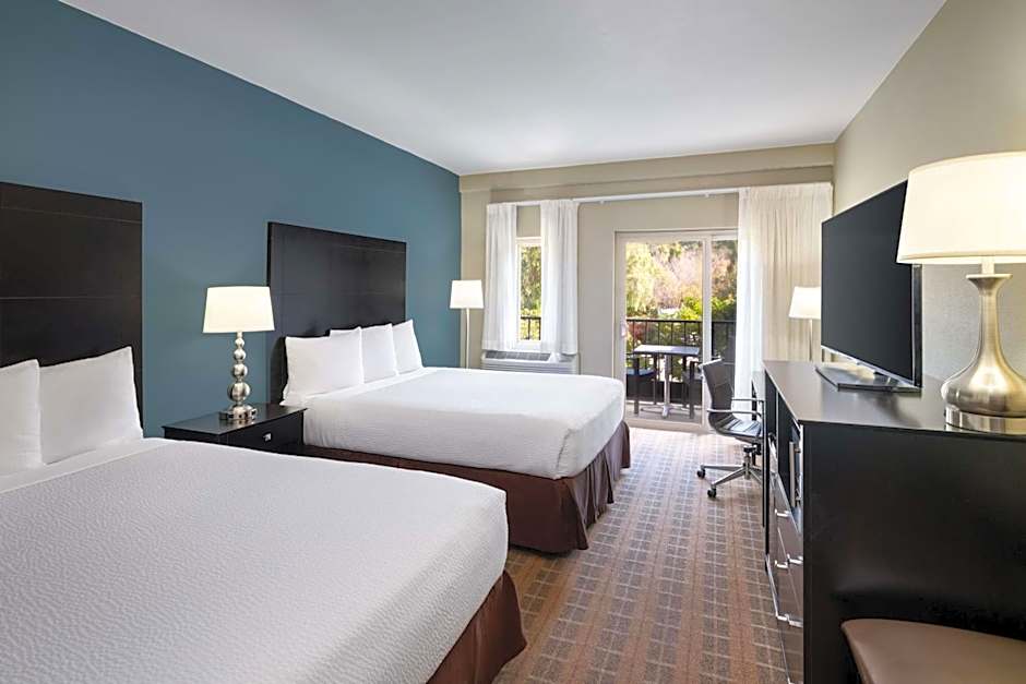 La Cuesta Inn, BW Signature Collection