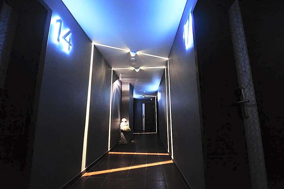 The One Apartments