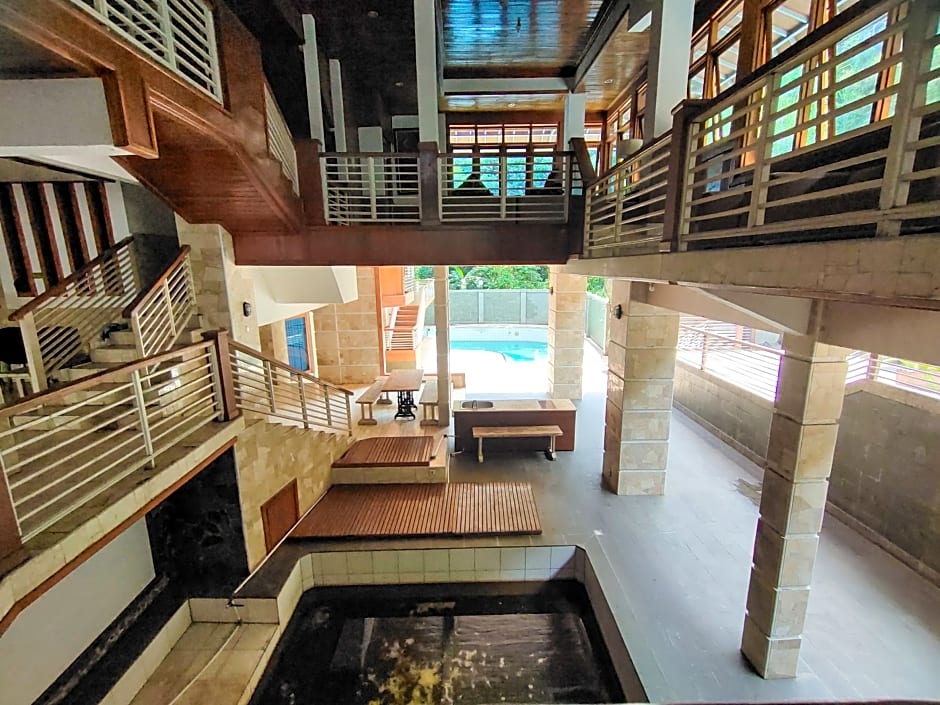 Tirtasari Nice Guesthouse 2 by ZUZU