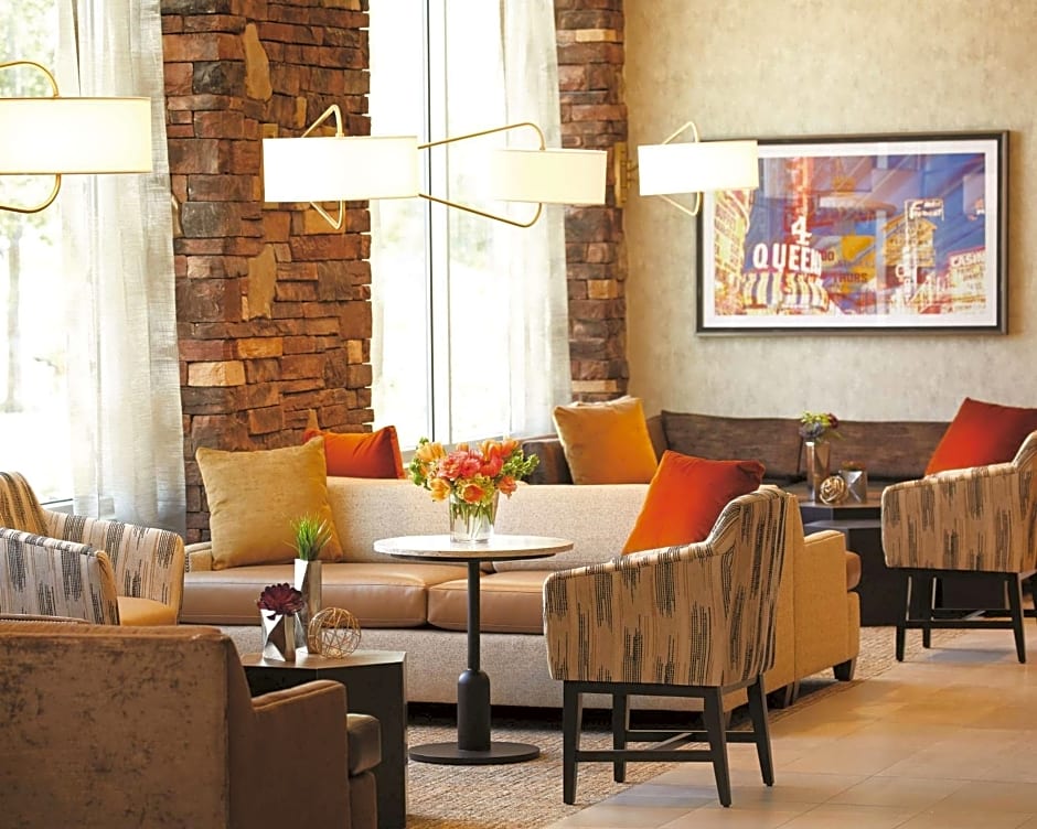 Hyatt Place Las Vegas at Silverton Village