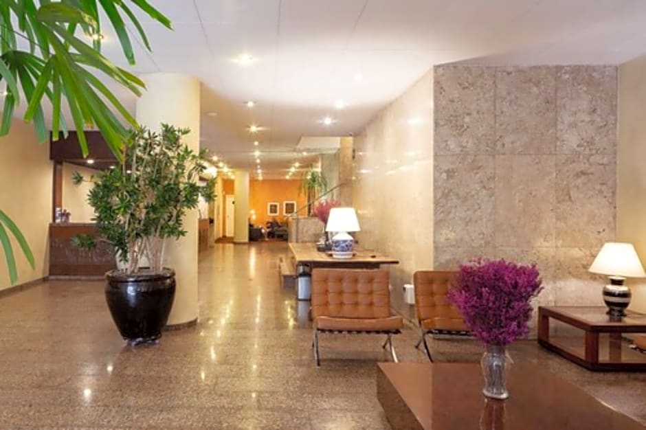 Rojas All Suites Hotel