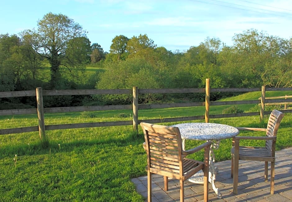 The Parlour, for Alton Towers & the Peak District