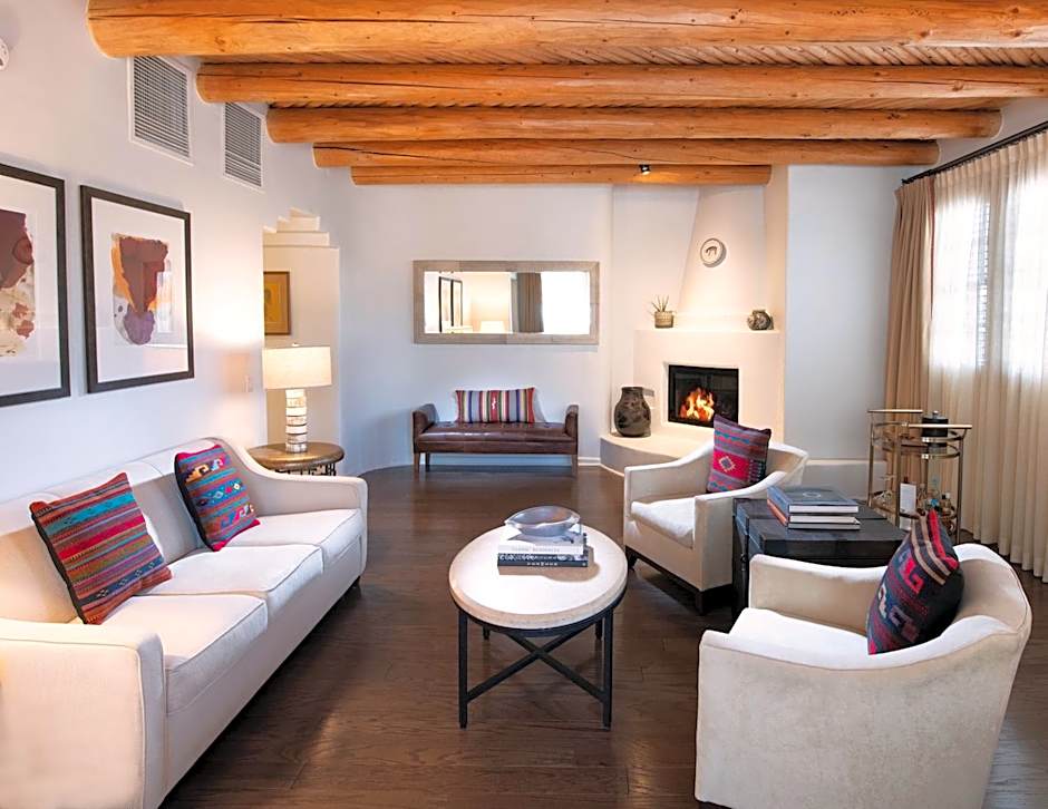 Rosewood Inn of the Anasazi