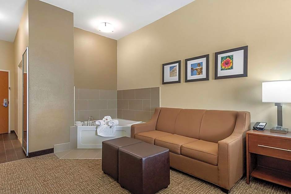Comfort Inn & Suites Glenpool