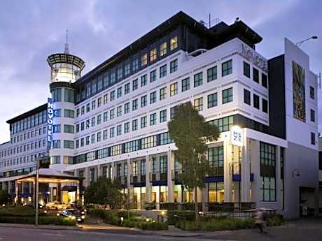 Novotel Melbourne Glen Waverley Hotel