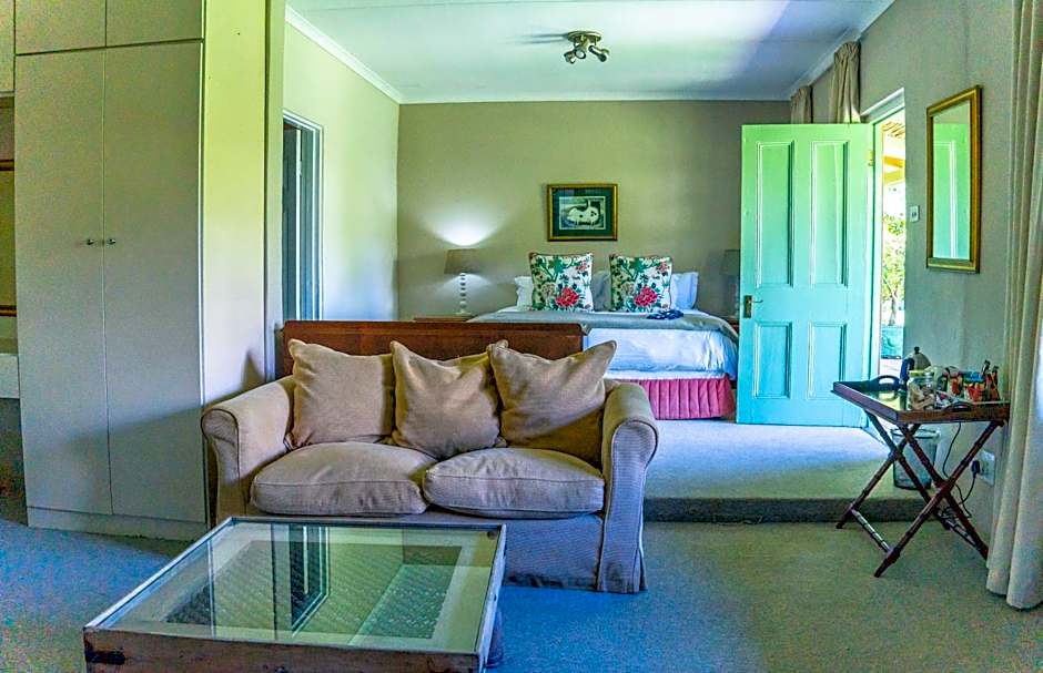 Halliwell Country Inn