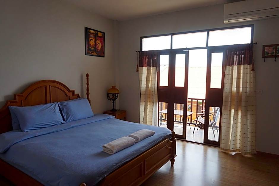 Sri Chiang Khan Hotel