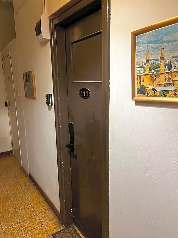 Xanthis Hostel Nicosia City Centre