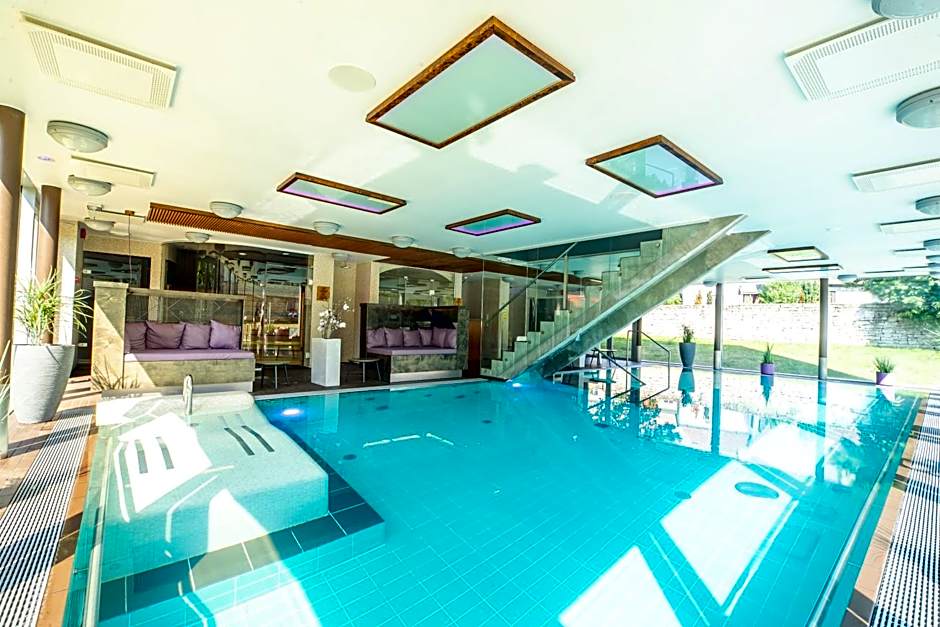 Johan Design & SPA Hotel