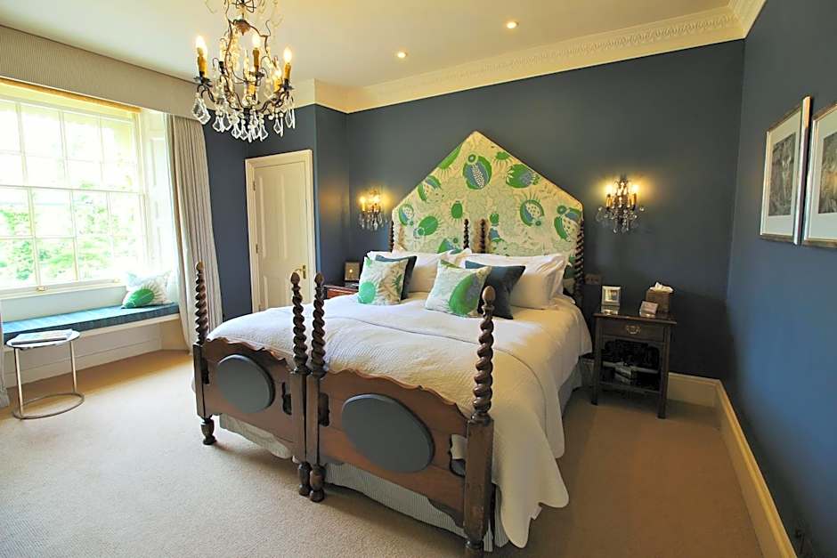 The Swan Hotel