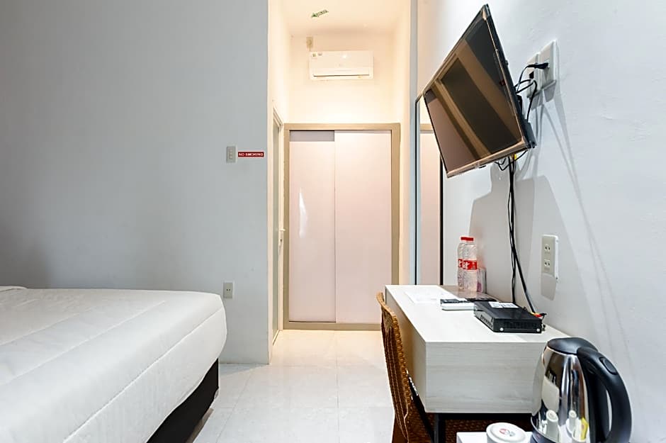 Urbanview Hotel Brodam's Pematang Siantar by RedDoorz