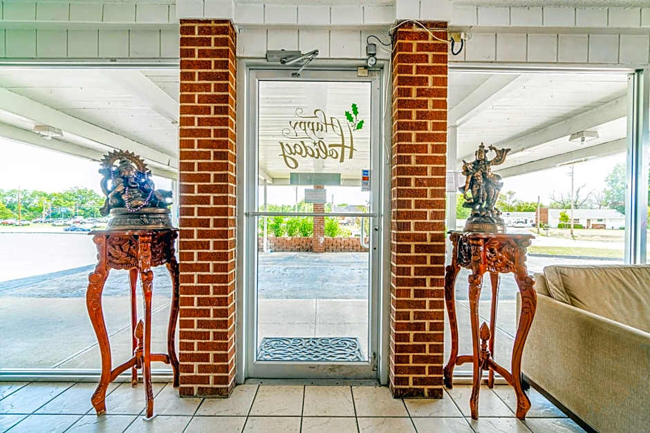 Lamplighter Inn By OYO Independence