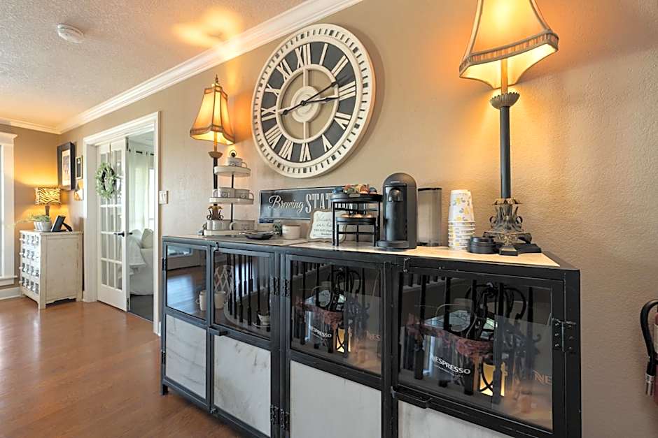 The Plantation House Boutique Inn