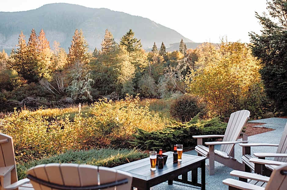 Cowichan River Lodge