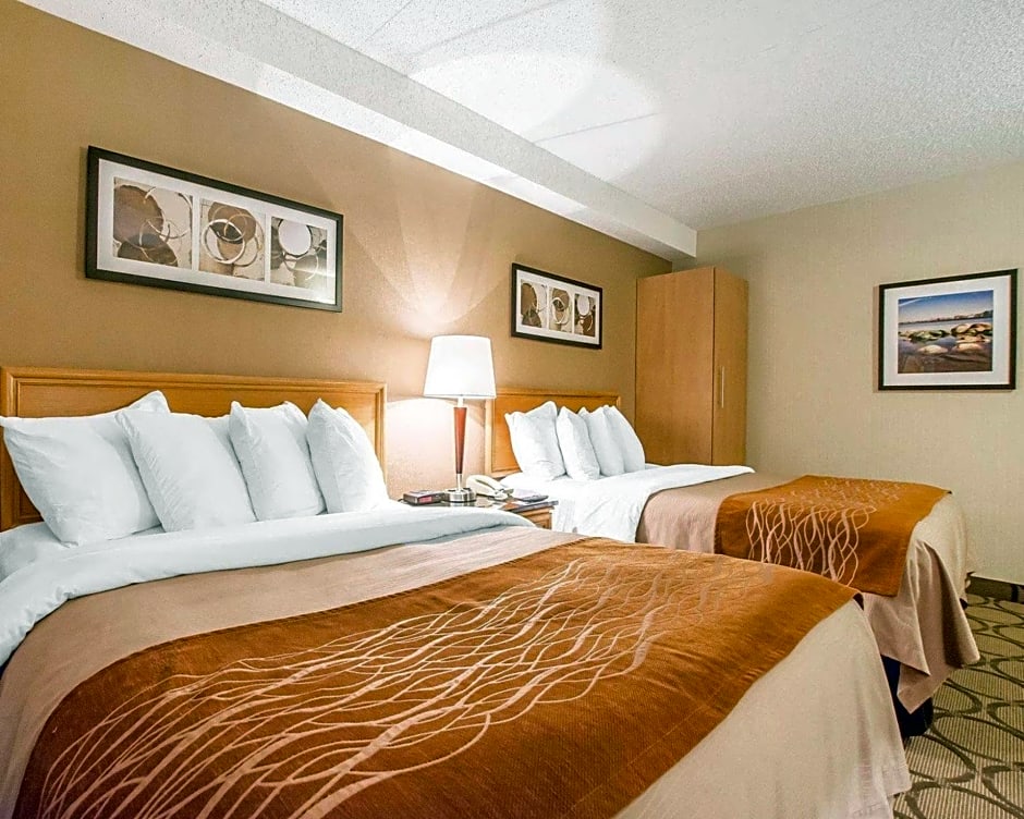 Photo 1 of 7 of 2 Double Beds