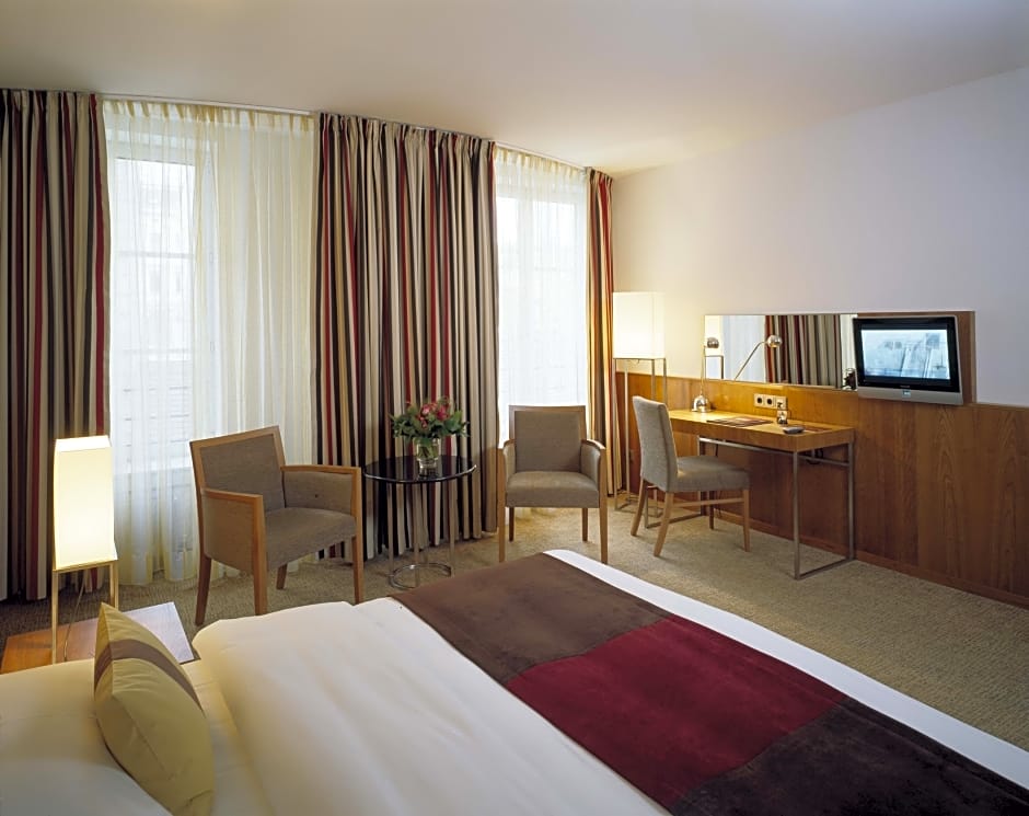 Miiro Spittelberg NEW OPENING