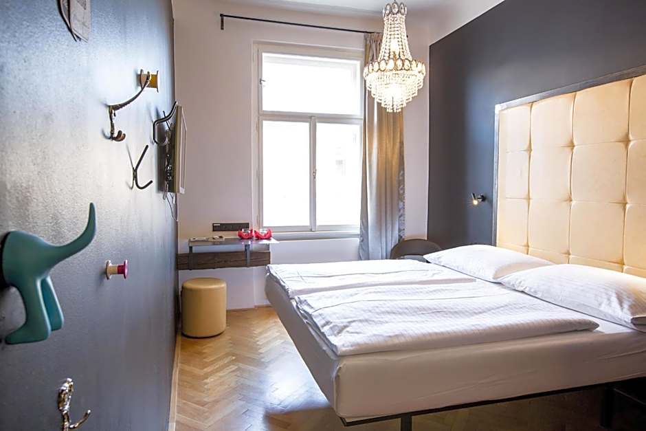Sophie's Hostel