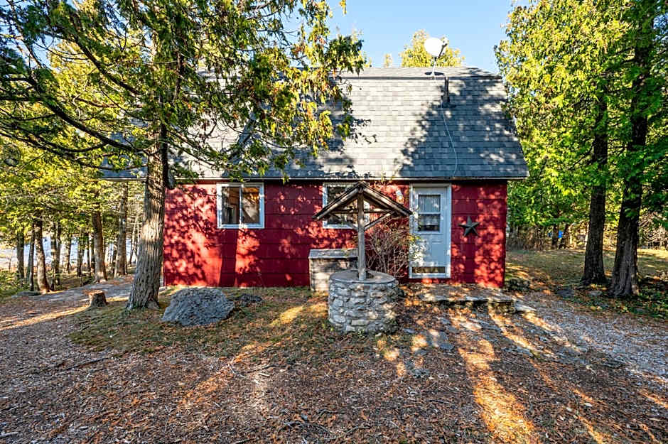 Red Barn WATERFRONT TOBERMORY A-Frame