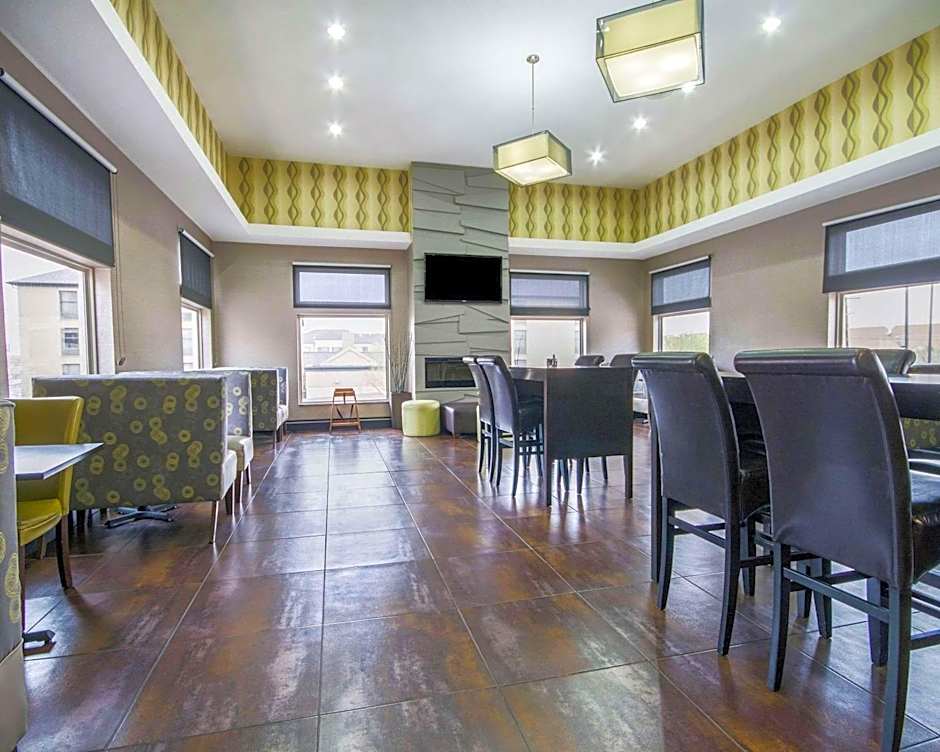 Comfort Inn & Suites El Paso I-10 Airport Area