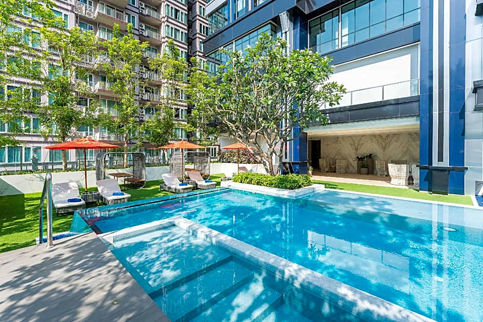 SILQ Hotel & Residence