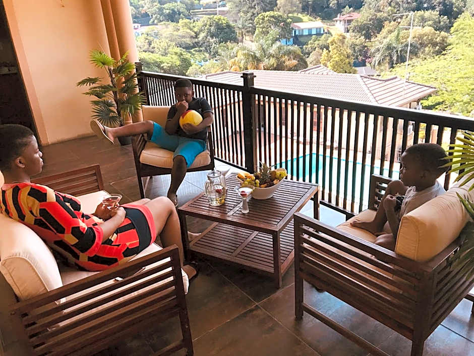 Jay and Bee Guesthouse