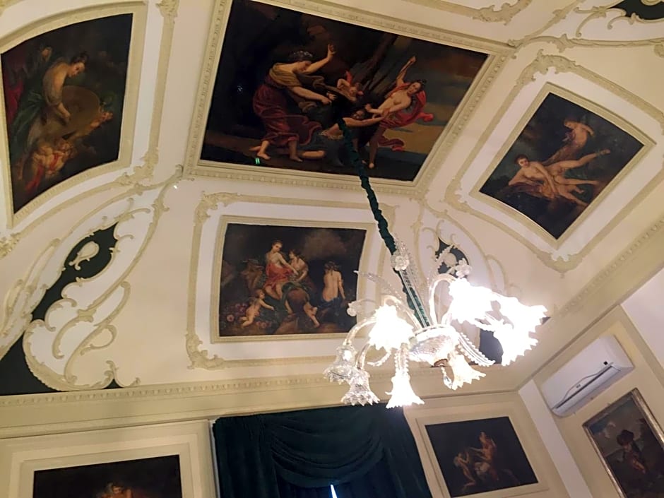 Palazzo Laguardia – Fasano, AR