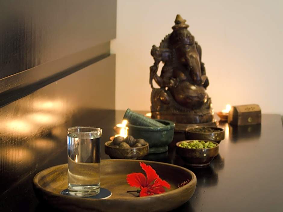 Niraamaya Retreats Cardamom Club