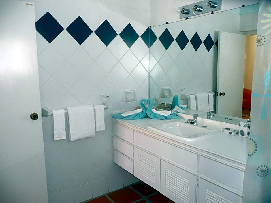 Karibu Aruba Boutique Hotel