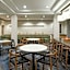 Fairfield Inn & Suites by Marriott Louisville East