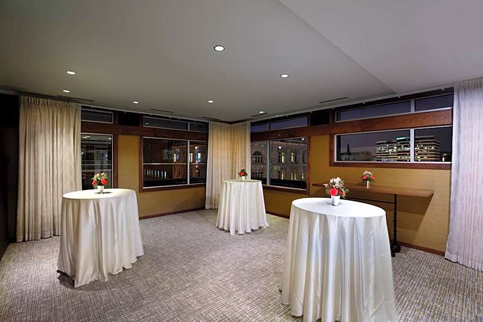 Hotel Metro, Autograph Collection