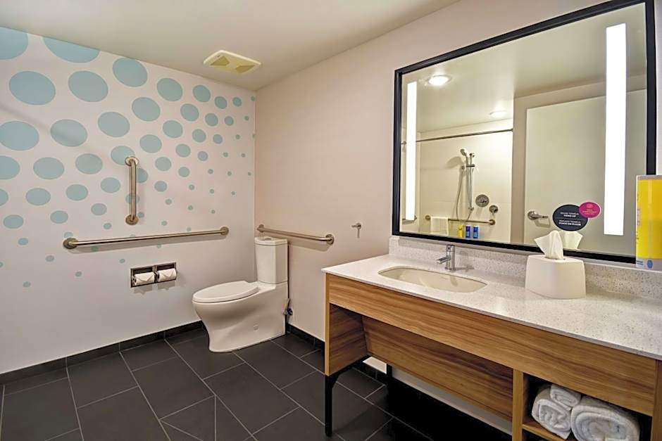 Tru By Hilton Salt Lake City Airport