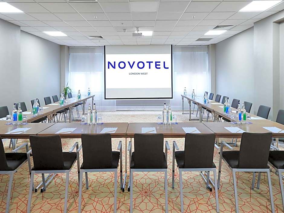 Novotel London West