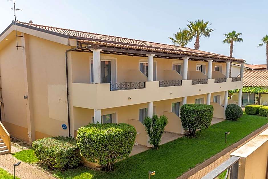 Nicotera Beach Village