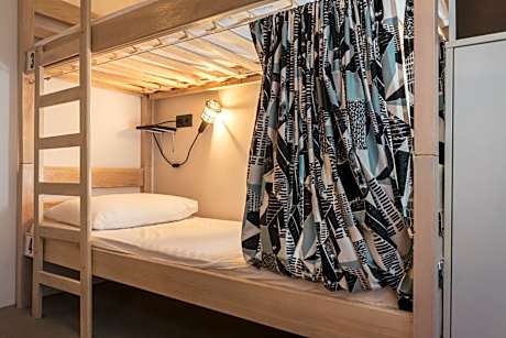 4-Bed Mixed Dormitory Room