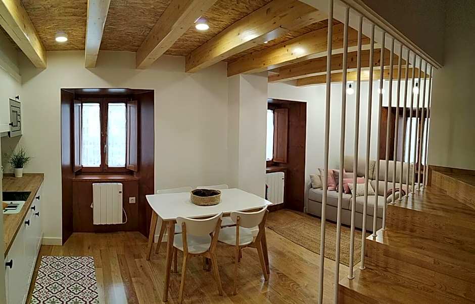 Apartamentos Turísticos El Peñón